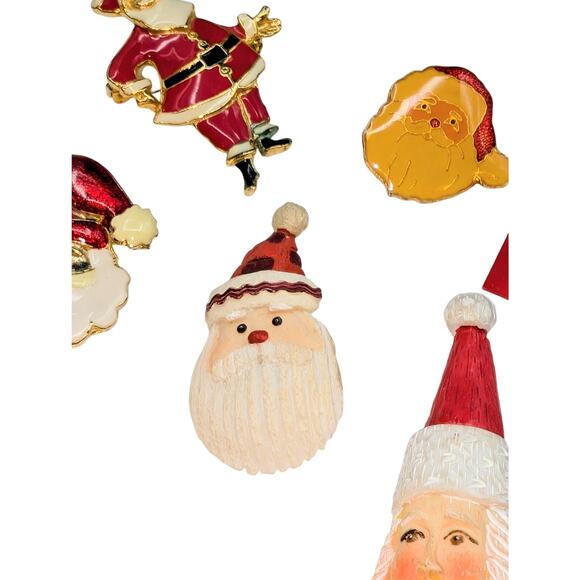 Lot of Eight Christmas Santa Pins - Picture 8 of 10